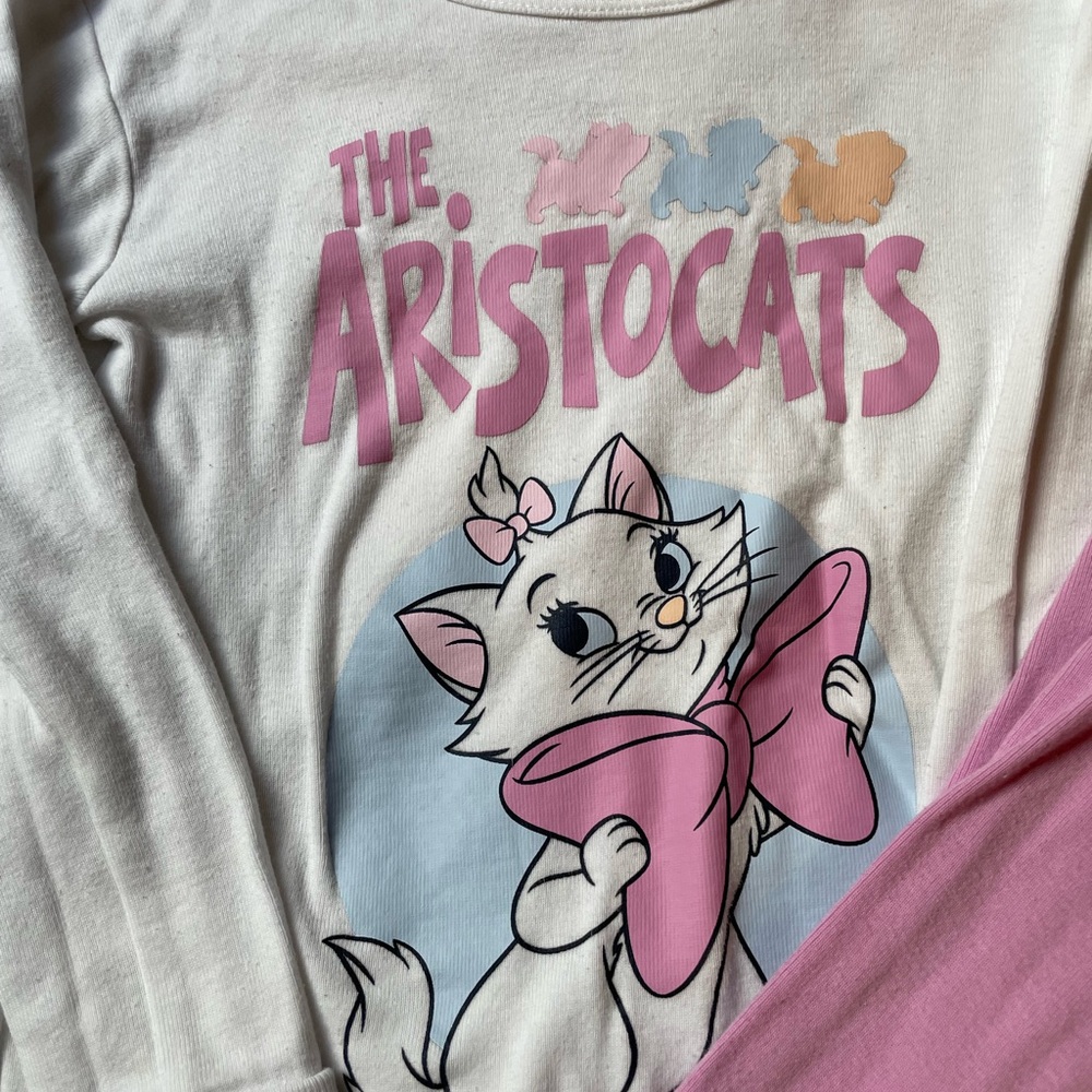 3/$12 GAP The Aristocats Pajama Set - Picture 2 of 4